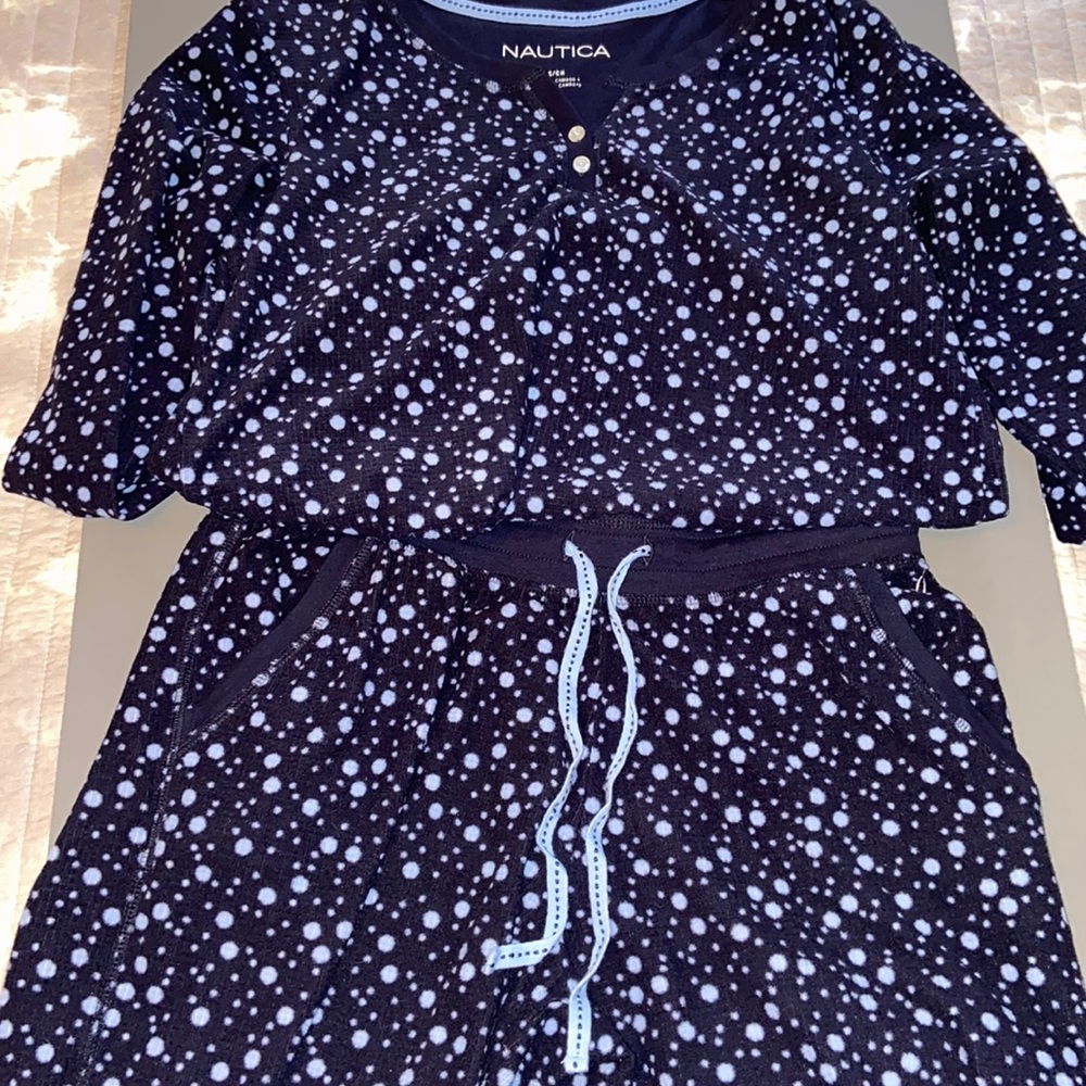 Nautica polka dot fleece flannel pajamas size small EUC